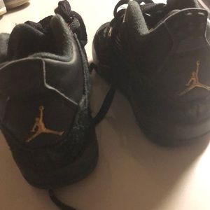 Jordan’s velvet black